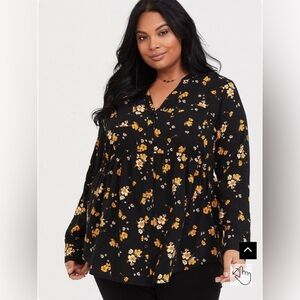 Torrid Emma Babydoll Challis Button-Front Floral Tunic Size 2